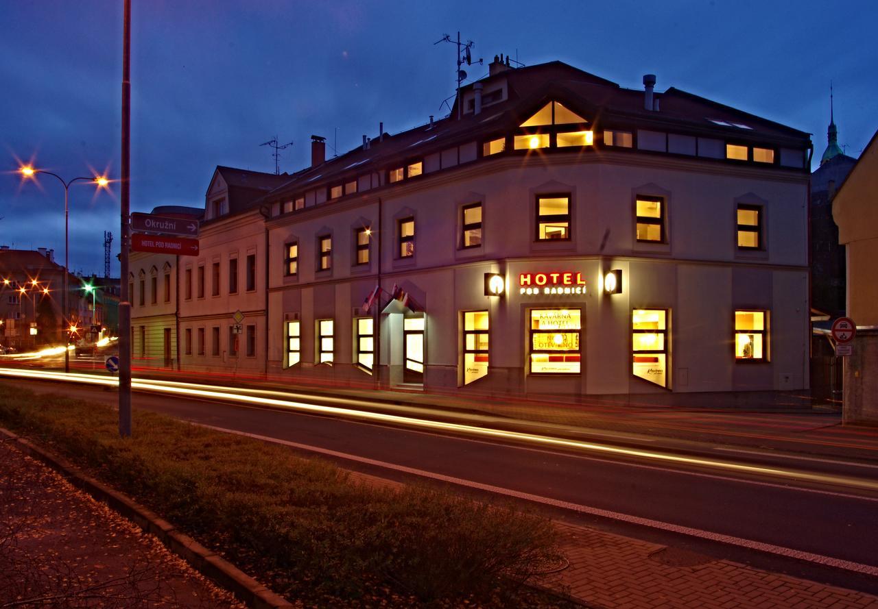 Hotel Pod Radnici Šumperk Buitenkant foto