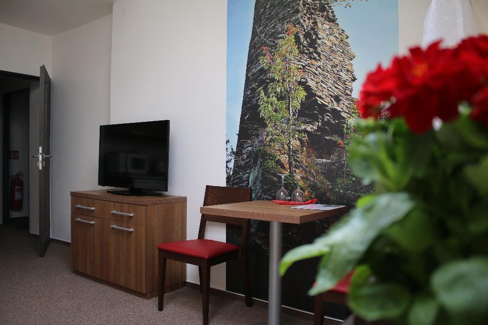 Hotel Pod Radnici Šumperk Buitenkant foto