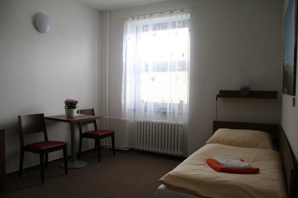 Hotel Pod Radnici Šumperk Buitenkant foto